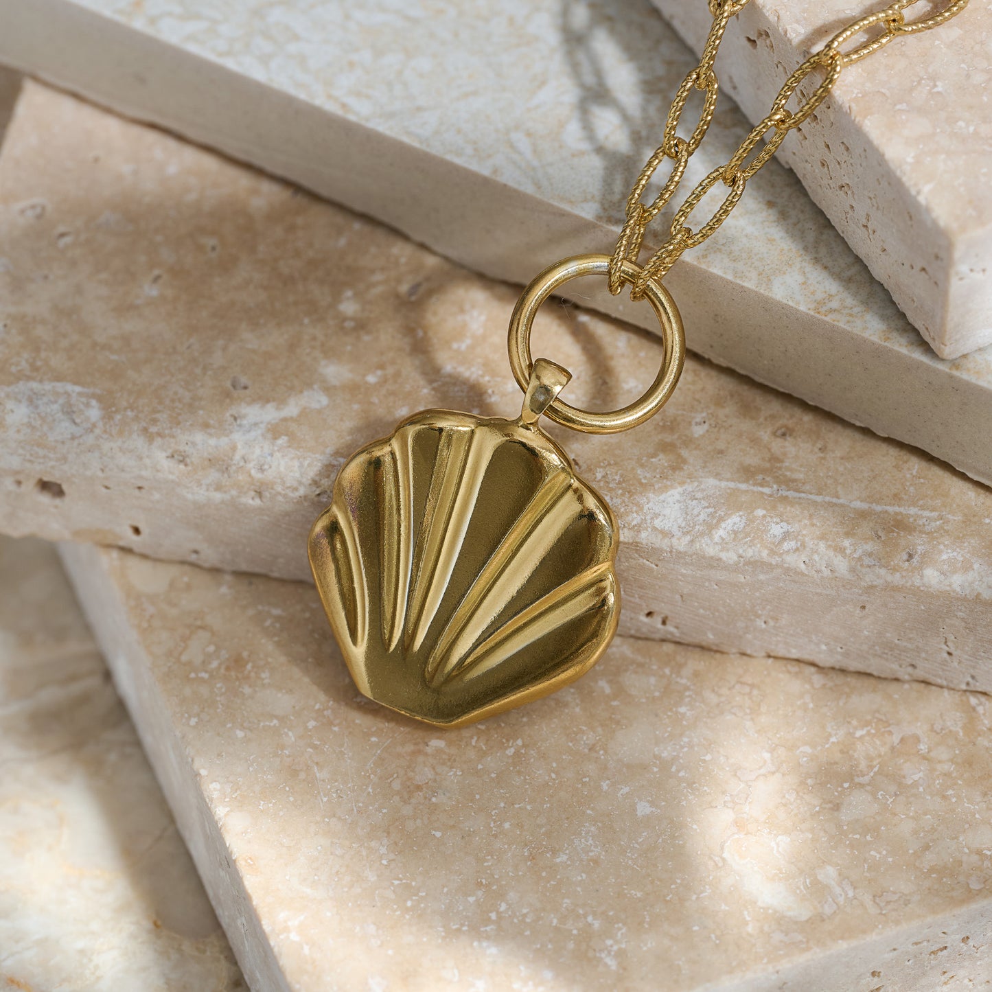 Palm Dance Talisman Necklace - Two in One - Gold Vermeil